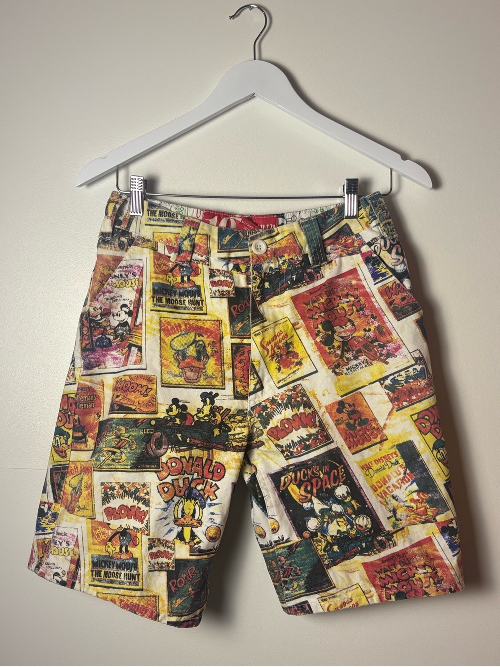 Vintage Disney 19 Twenty Eight Comic-Print Men's Flat Front Shorts - Multicolor